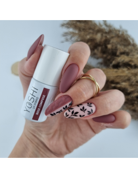 326 Rose Compose - Yoshi pigmentiran in pokriven rožnato rjav barvni trajni lak brez TPO in HEMA kolekcije Ciao Italiani