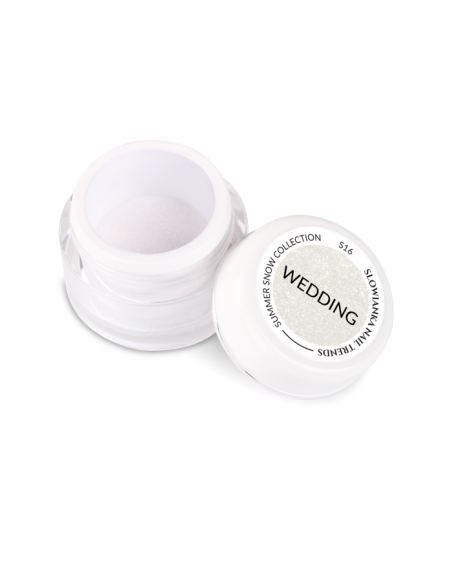 Summer Snow S16 Wedding je dekorativni prah za nohte v nežni beli barvi.